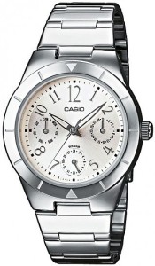 Zegarek damski Casio na bransolecie LTP-2069D-7A2VEF